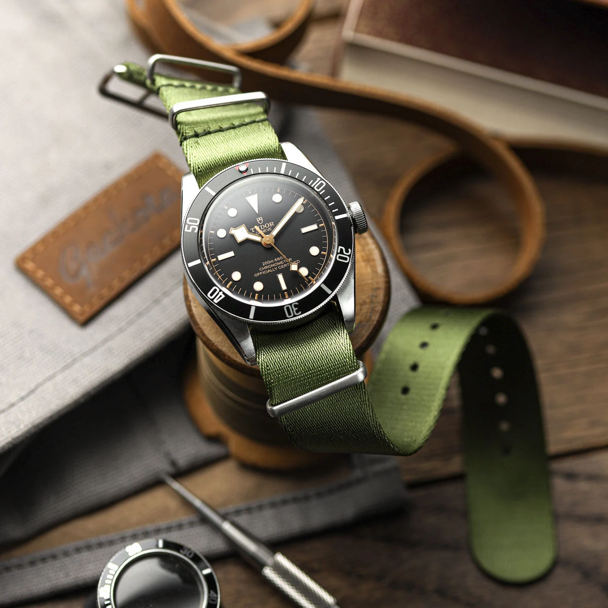 1973 British Military Watch Strap: ARMOURED - Army Green, Polished 4 1973 British Military Watch Strap: ARMOURED - Army Green, Polished - Image 2