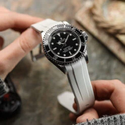 Kingsand Rubber Watch Strap - Abyss Black 23 Kingsand Rubber Watch Strap - Abyss Black -Zuludiver Watch Straps Store 2011 Rolex Submariner 14060M LS WG Curved Rubber White Kingsand 0b6bfbc5 975a 454b 9870 888cb724bea8