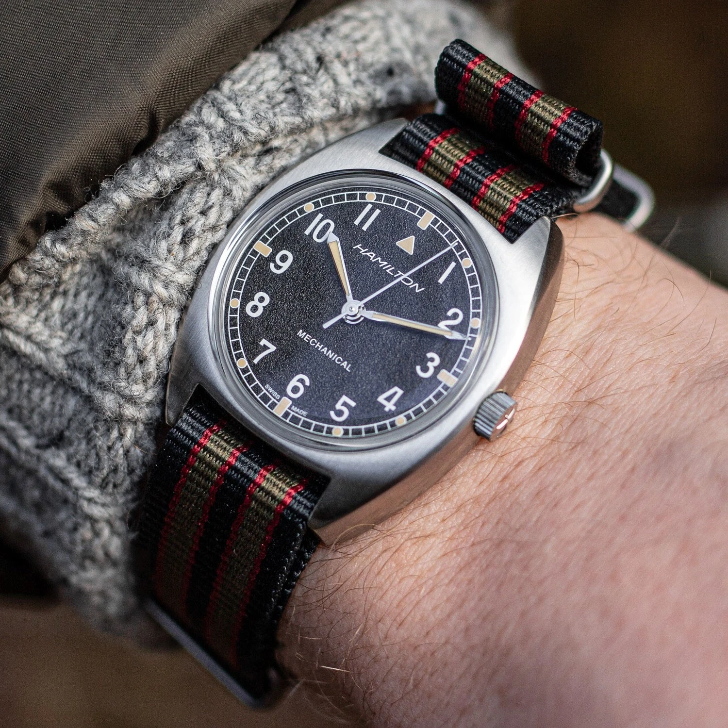 1973 British Military Watch Strap: CADET Bond - Vintage, Satin 12 1973 British Military Watch Strap: CADET Bond - Vintage, Satin - Image 10