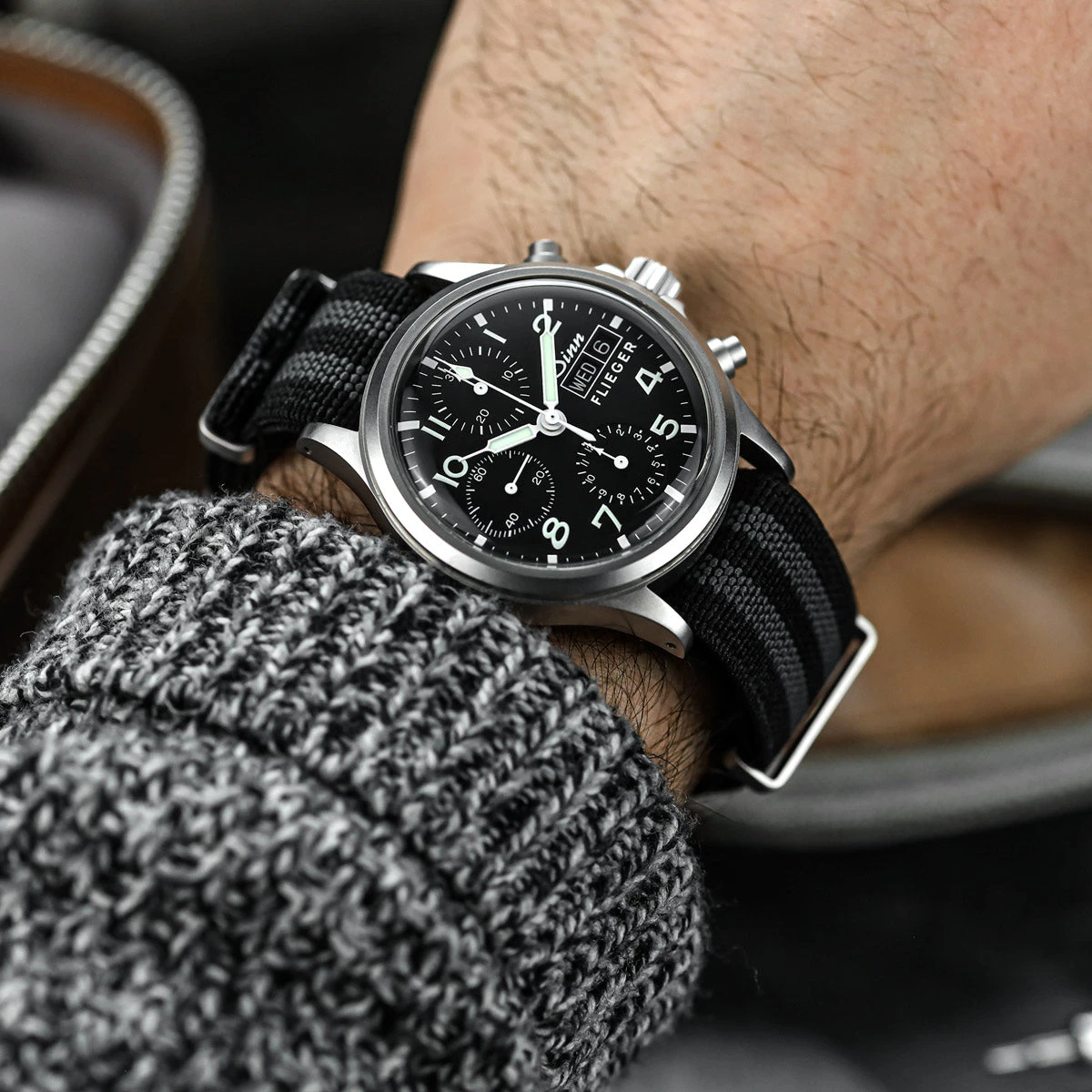 1973 British Military Watch Strap: AIRBORNE Elastic - Classic Bond 4 1973 British Military Watch Strap: AIRBORNE Elastic - Classic Bond - Image 2