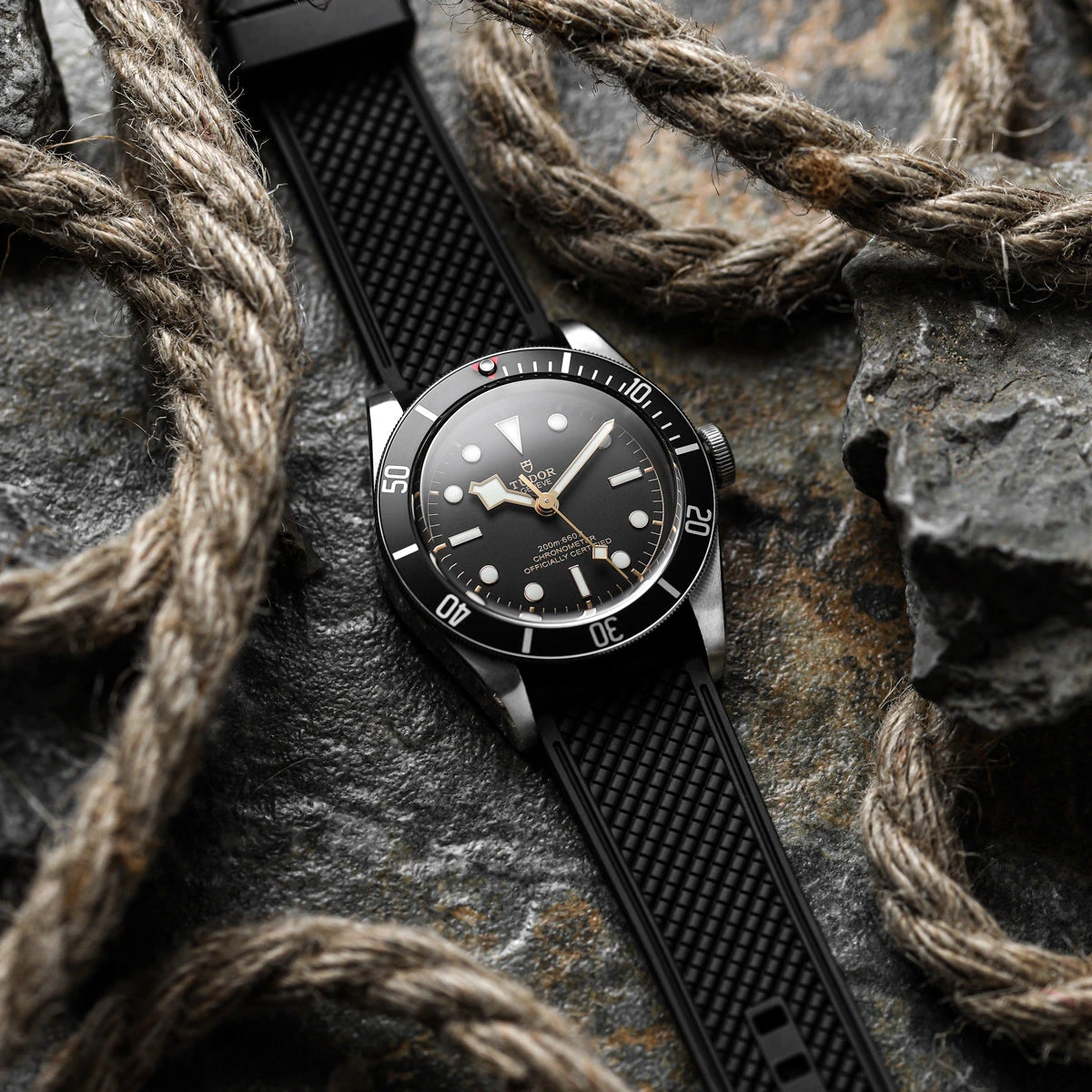 Saltdean FKM Rubber Divers Watch Strap - Black 5 Saltdean FKM Rubber Divers Watch Strap - Black - Image 3