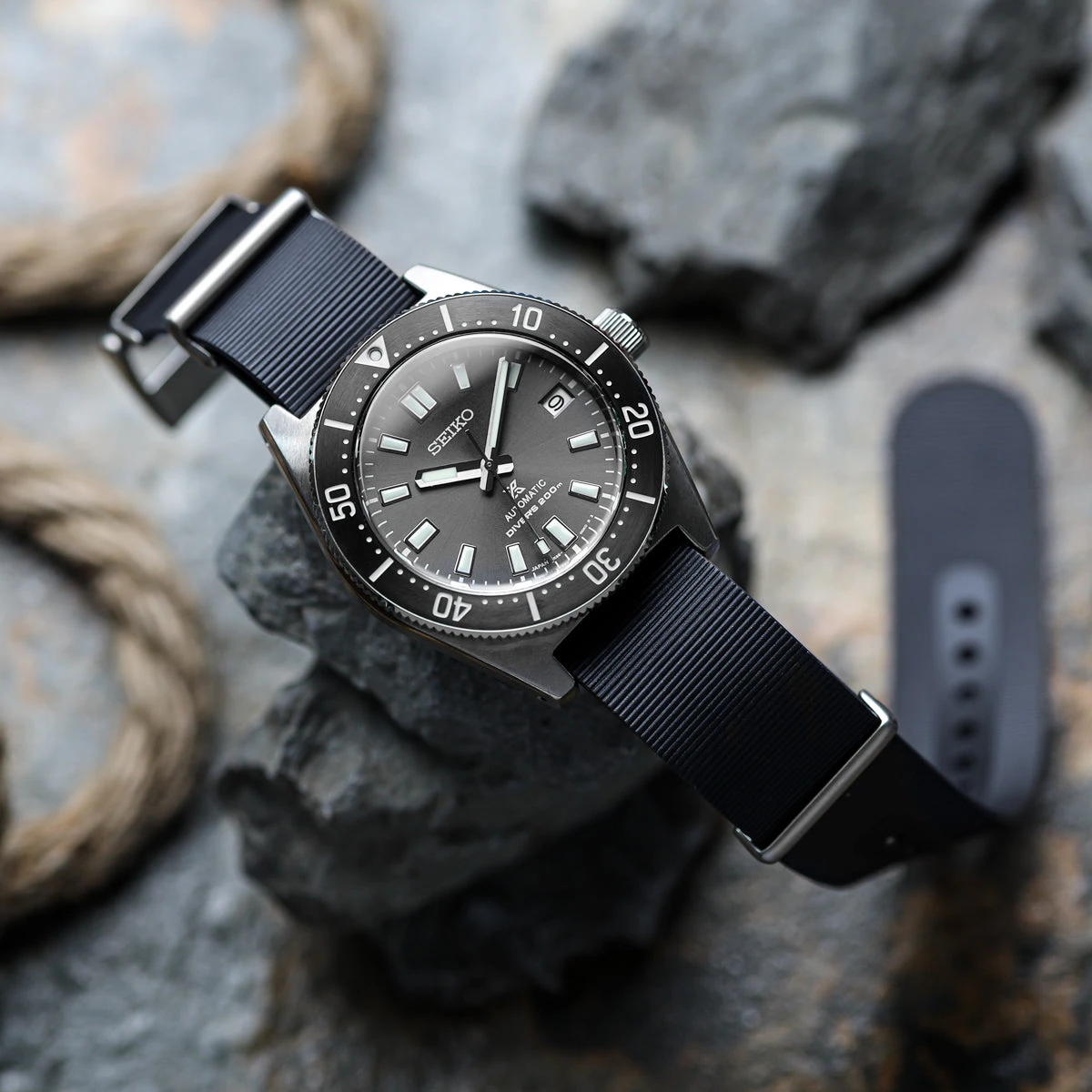 1973 British Military Watch Strap: 328 MARINE - Army Green 11 1973 British Military Watch Strap: 328 MARINE - Army Green - Image 9