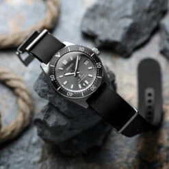 1973 British Military Watch Strap: 328 MARINE - Signal Red -Zuludiver Watch Straps Store Seiko SPB143 328 Rubber bk