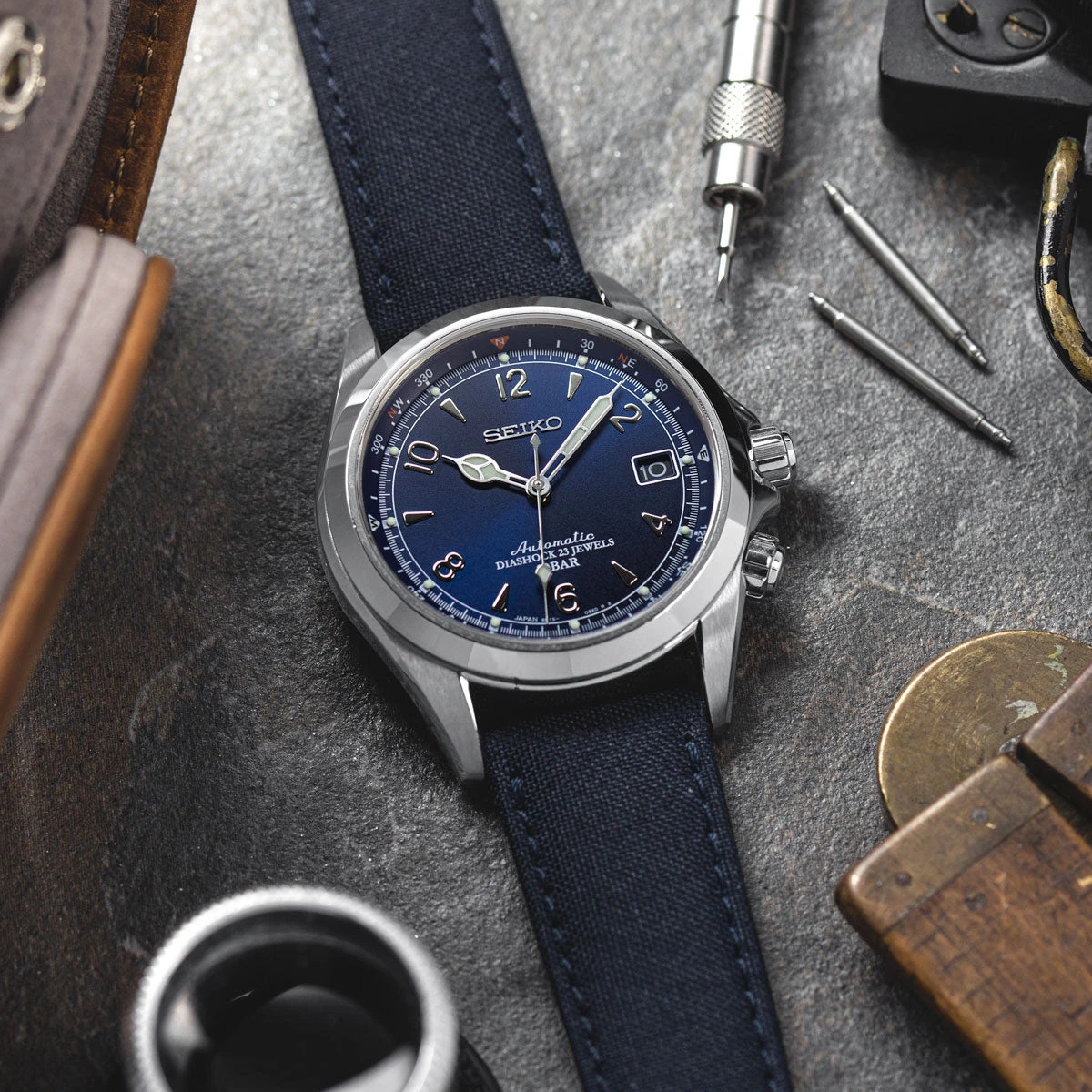 SEAQUAL® Upcycled Fabric Watch Strap - Black 9 SEAQUAL® Upcycled Fabric Watch Strap - Black - Image 7