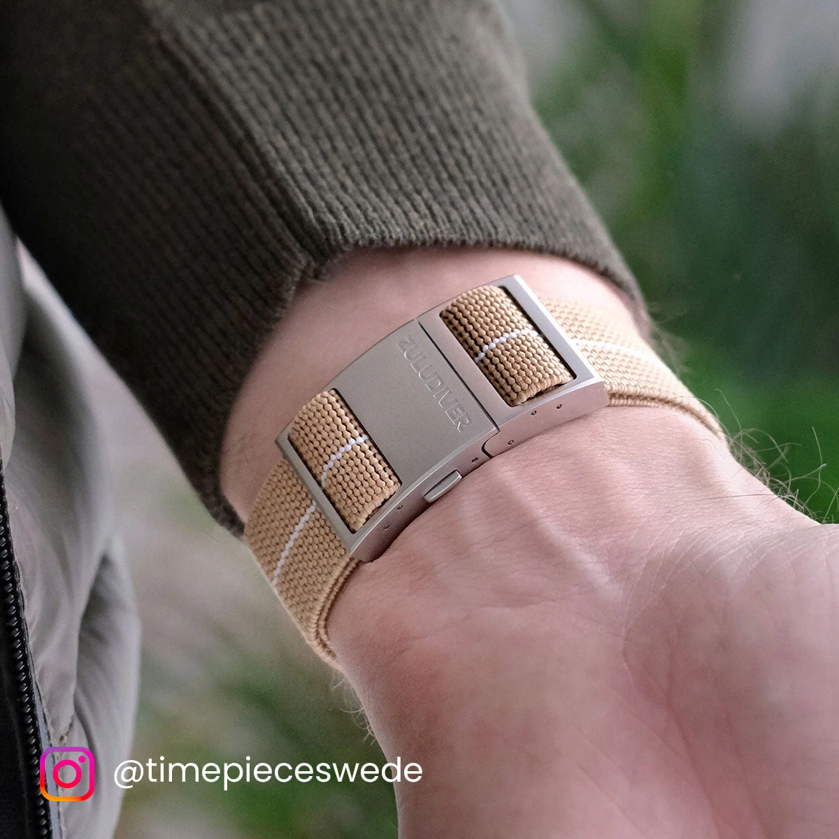 ADDITIONAL - OctoPod Elastic Watch Strap - Dune 6 ADDITIONAL - OctoPod Elastic Watch Strap - Dune - Image 4