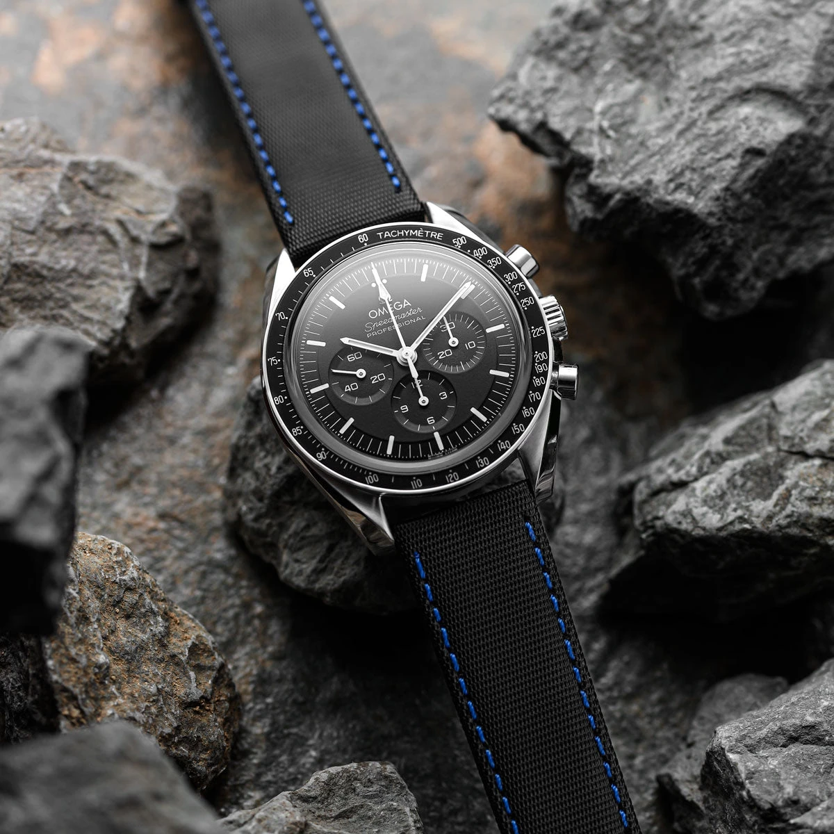 Maverick (MK II) Sailcloth Quick Release Waterproof Watch Strap - Black 12 Maverick (MK II) Sailcloth Quick Release Waterproof Watch Strap - Black - Image 10