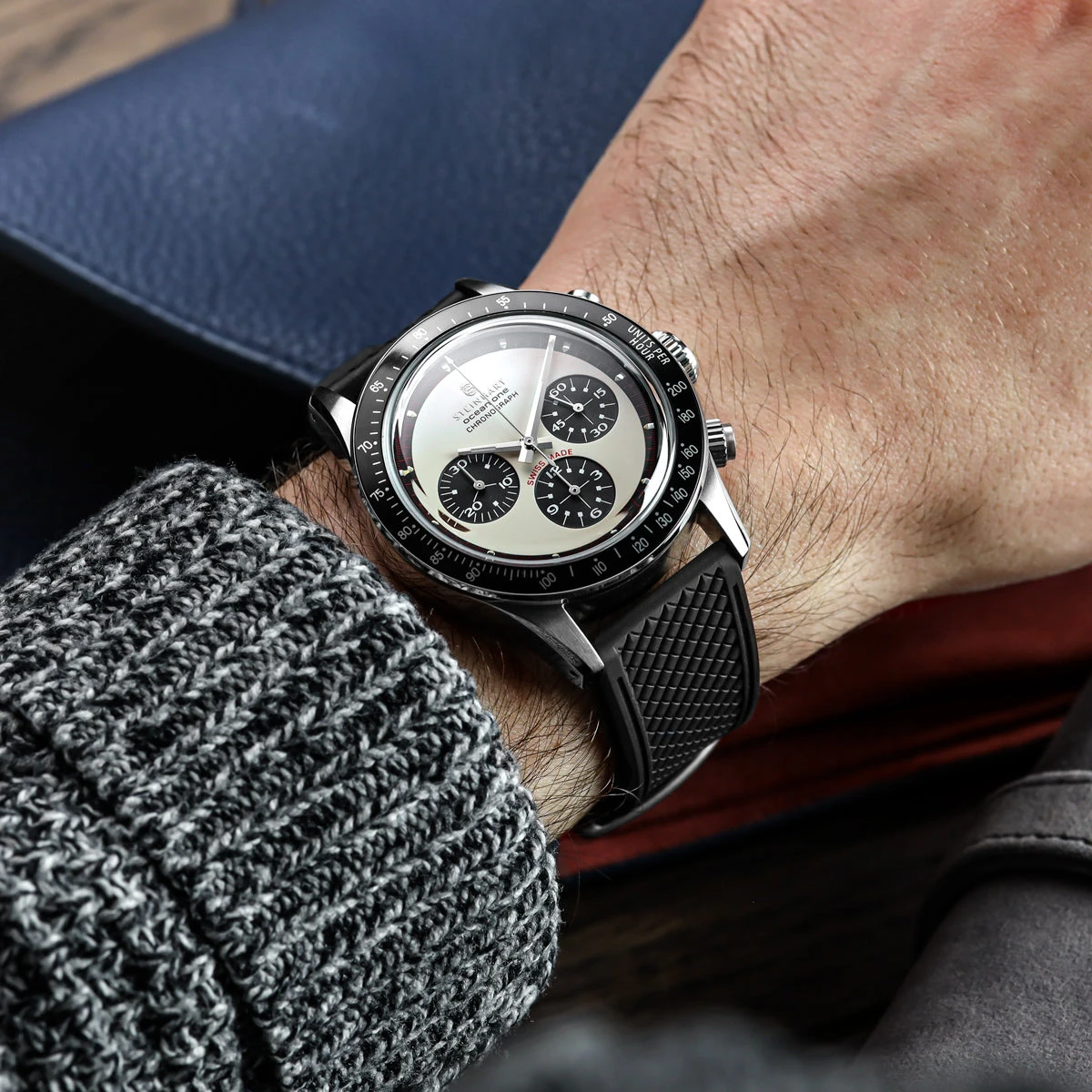 Saltdean FKM Rubber Divers Watch Strap - Black 6 Saltdean FKM Rubber Divers Watch Strap - Black - Image 4