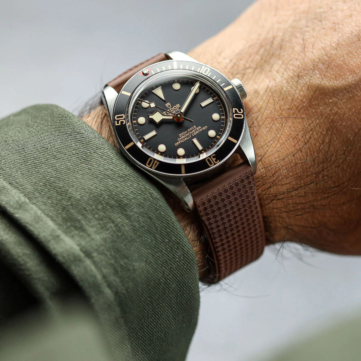 Tsunami MK2 Rubber Deployant Watch Strap - Coconut White 5 Tsunami MK2 Rubber Deployant Watch Strap - Coconut White - Image 3