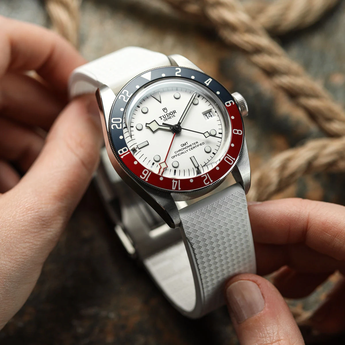 Tsunami MK2 Rubber Deployant Watch Strap - Coconut White 4 Tsunami MK2 Rubber Deployant Watch Strap - Coconut White - Image 2