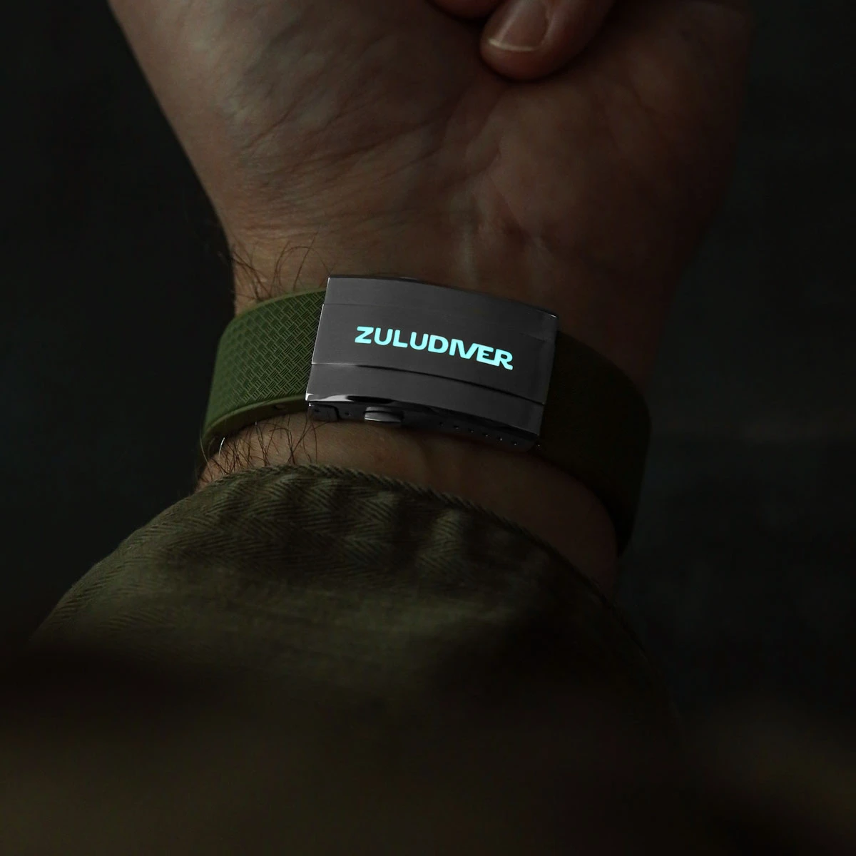 HydroLock MK2 Deployant Buckle - Super Luminova 8 HydroLock MK2 Deployant Buckle - Super Luminova - Image 6