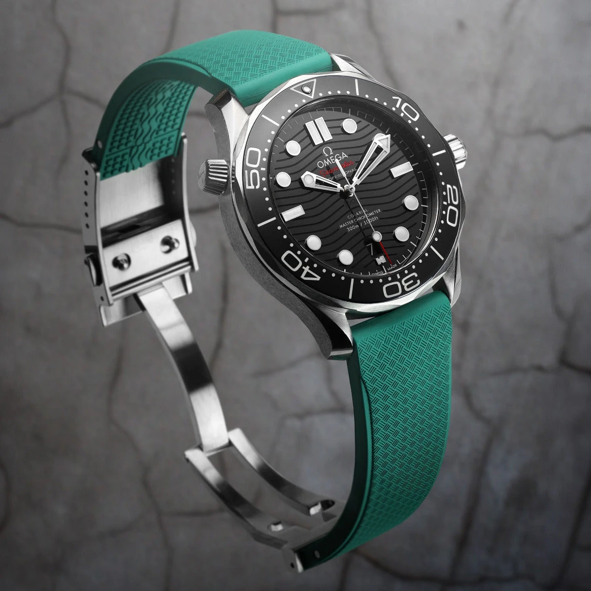 Tsunami MK2 Rubber Deployant Watch Strap - Abyss Black 8 Tsunami MK2 Rubber Deployant Watch Strap - Abyss Black - Image 6